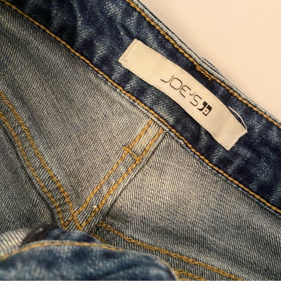 JOE’S JEANS SHORTS BLUE STRETCH DENIM FADE DISTRESSED WHISKERING CUFF SIZE 25 - Picture 6 of 7